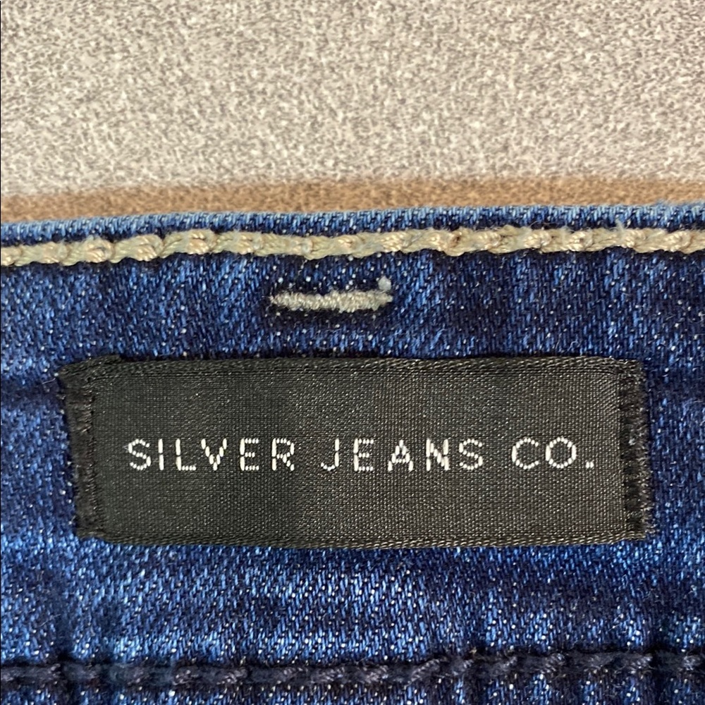 Silver Jeans Women's Elyse Straight Leg Indigo Denim - Picture 2 of 13